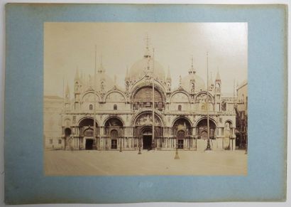 null ITALY - VENICE - 5 ANCIENT PHOTOGRAPHIES of the PLACE ST MARC and the BASILICA...