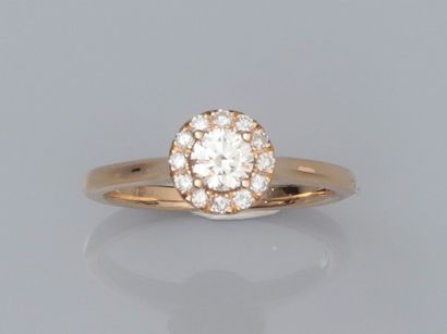null Ring in 750°/00 (18K) yellow gold, set with a 0.33 ct (weight) brilliant cut...
