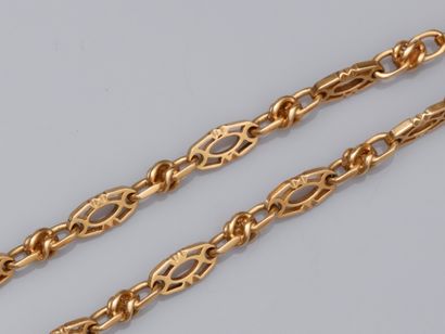 null Necklace in 750°/00 (18K) yellow gold, with openwork and threaded links. Old...