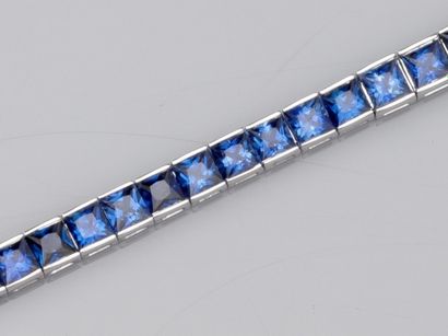 null 18K white gold river bracelet in 750°/00 (18K) white gold, set with beautiful...