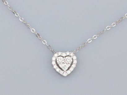 null Chaîne fine en or gris 750°/°° (18K) , maille forçat et pendentif coeur en or...