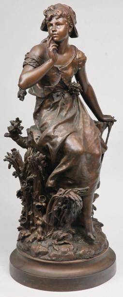 Hippolyte MOREAU (1832-1927) «Jeune fille aux épis de blé». Bronze à patine brun...