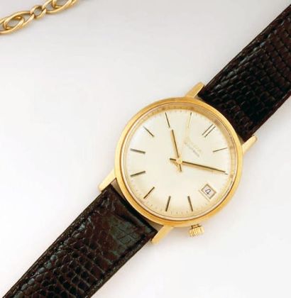 BULOVA Modèle accutron. Montre bracelet d'homme, la montre de forme ronde en or jaune,...