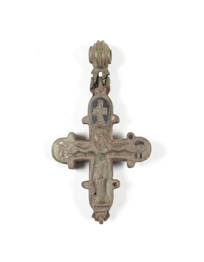 null Croix encolpion. Probablement XIIIe s.

Bronze et étain.8 х 4,2 cm.



Крест-Энколпион....