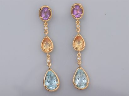 Pair of long earrings in 925 silver vermeil,...