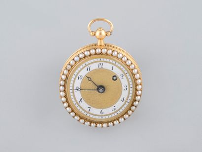 null Charming collar watch in 18K yellow gold, with drapery guilloché back set with...