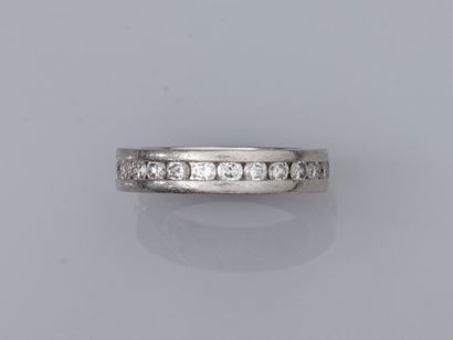 null Men's wedding ring in platinum set with brilliant-cut diamonds for approximately...
