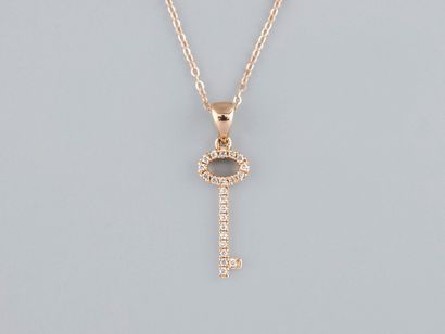 null Fine chain in 18K pink gold with key pendant in 18K pink gold, set with brilliant-cut...