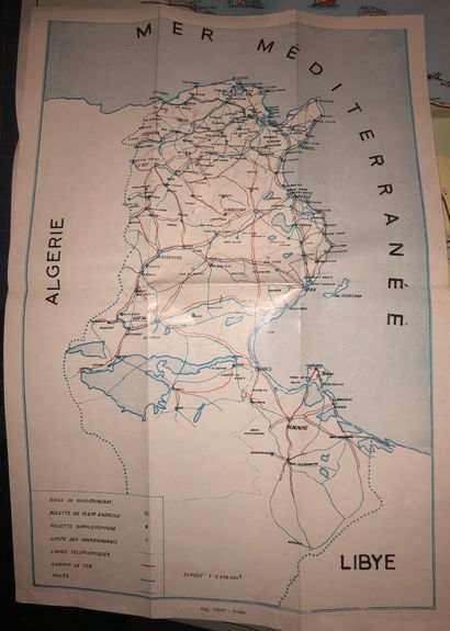 null LIBYE - "LYBIA tourist Map". XX ème. 2 cartes illustrées imprimées en couleurs....