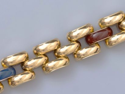 null Tank bracelet in 18K yellow gold, with bridge links, the center links set with...