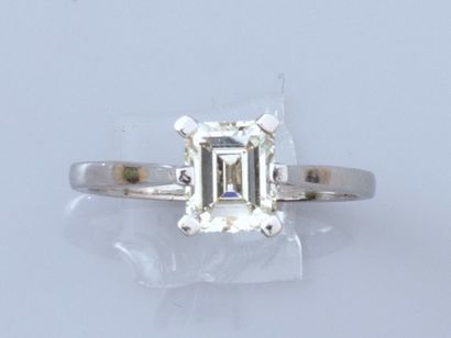 null Ring in platinum, set with an emerald-cut diamond of 1.40 ct approximately....