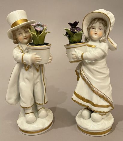 STAFFORDSHIRE Angleterre. Couple de personnages...