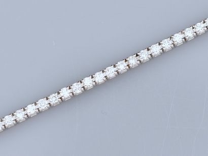 null Tennis bracelet for men in 18K white gold, set with brilliant-cut diamonds for...