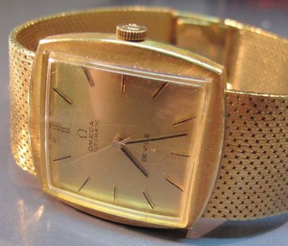 OMEGA montre bracelet d 'homme "De ville" à boîtier coussin en or jaune brossé, bracelet...