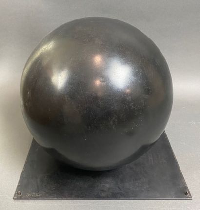 USTINOV Igor (né en1956) : « Sphère ». Bronze...
