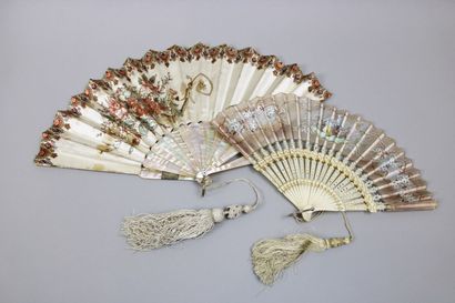 null Lot of three fans, XIXth century, one of which, gold and silver enhanced frame,...