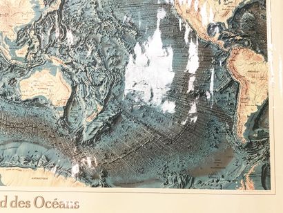 null OCEANS - BATHYMETRIE - GRANDE "CARTE DU FONDS DES OCEANS", par Tanguy de Rémur...