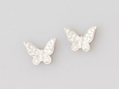 Pair of butterfly earrings in 585°/°°(14K)...