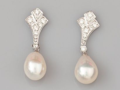 Pair of earrings in 750°/°°(18K) white gold,...