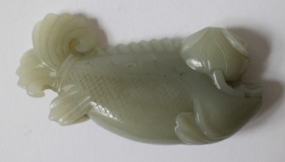 CHINE. Poisson en jade céladon. Long. : 10,2 cm