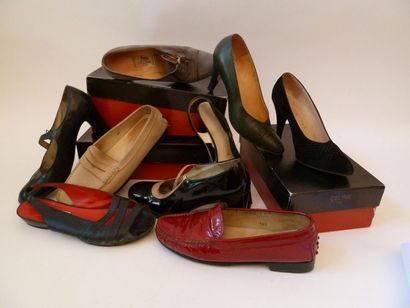 null 9 Paires de souliers dont 2 Tod's, 3 Céline, 1 Cardin, 2 Emeraude et 1 Dior