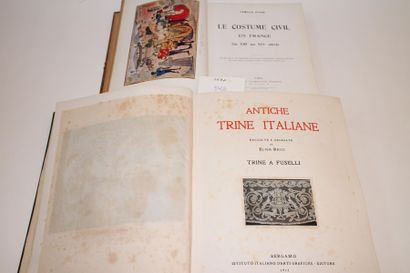 null Deux volumes: l'un sur les dentelles italiennes: ANTICHE TRINE Italiane - TRINE...