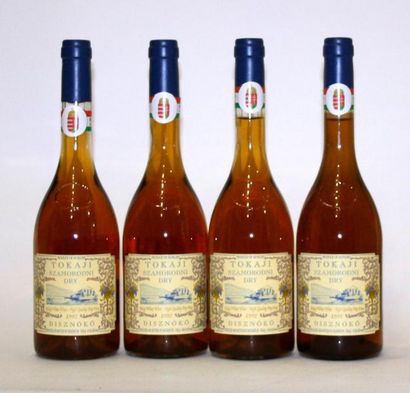 null 4 bouteilles TOKAJI SZAMORODNI DRY 2010
