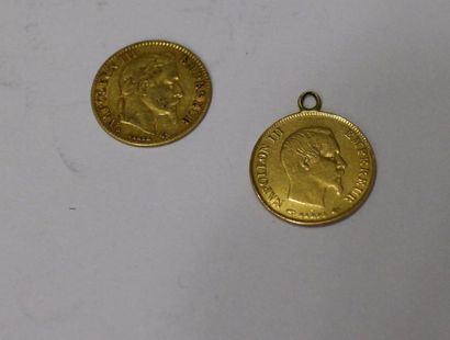 null Deux pièces or de 10 Francs de 1867 et 1858 dont une en pendentif. 