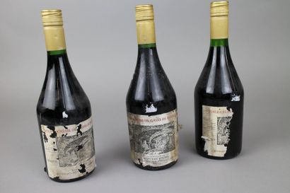 null 3 bouteilles DOUBLE CREME DE CASSIS  de BOURGOGNE - ROPITEAU nm
Etiquettes tâchées...