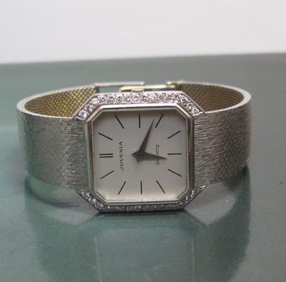 JUVENIA Montre bracelet de dame en or gris 750°/00, boitier carré, bordé d'un rang...