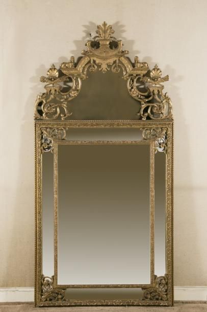 null Miroir à pare-closes en bois doré de style Régence. 215 x 108 cm