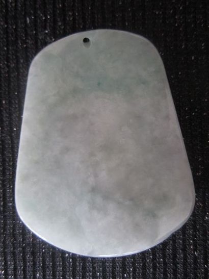 Jade Chine, pendentif en jade/ Jadéite de grade A

5.5x4.3 cm

