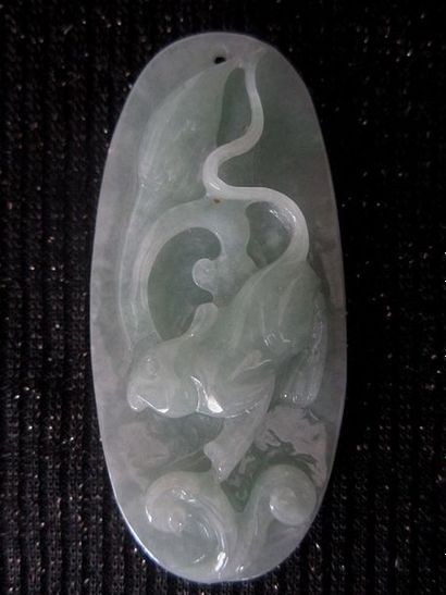 Jade Chine, pendentif en jade/ Jadéite de grade A

6x2.8cm

