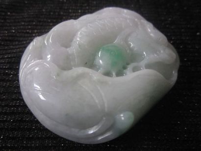 Jade Chine, pendentif en jade/ Jadéite de grade A

5.6x4.7 cm

