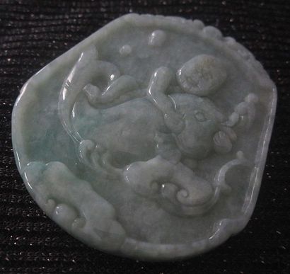 Jade Chine, pendentif en jade/ Jadéite de grade A

5.5x5 cm

