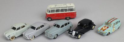 null DINKY TOYS(F)

6 voitures

4L 518

Citroën 11BL24N

 2 SIMCA Aronde 24U

Ford...