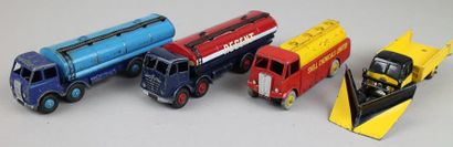 null DINKY TOYS (GB)

8 Camions

SNOW PLOUGH

THOMPSON TANK SHELL

FODEN REGENT

FODEN...