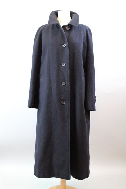 null BURBERRYS’

Manteau en laine et cachemire bleu marine, T.40-42