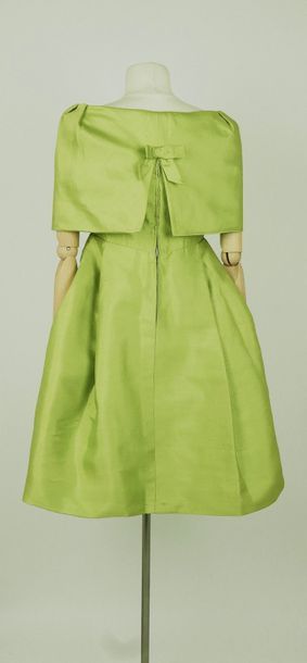 null FABIANI ROMA, Haute Couture c.1960

Robe du soir en soie sauvage verte (usures...