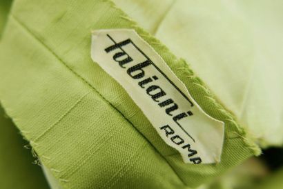 null FABIANI ROMA, Haute Couture c.1960

Robe du soir en soie sauvage verte (usures...