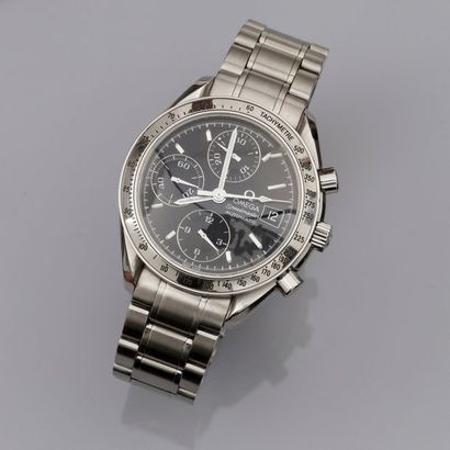 OMEGA Chronographe Speedmaster automatique en acier, trois compteurs. Bracelet acier...