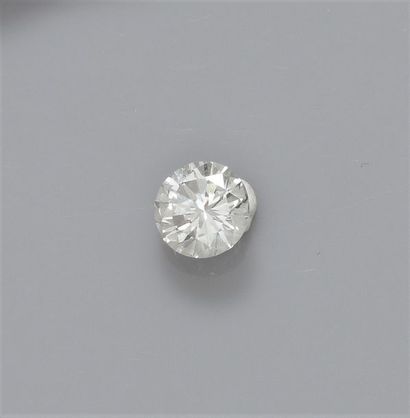   Diamant taille brillant de 1.09 carat couleur G pureté VVS1 . Certificat du Laboratoire...