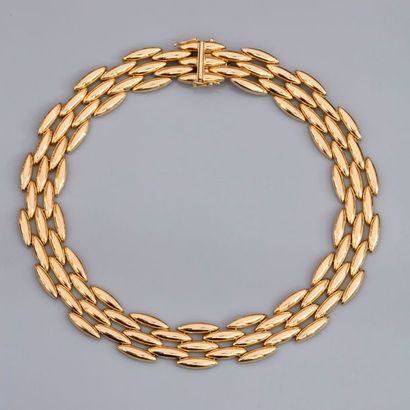 CARTIER CARTIER, collier tour de cou en or jaune 750°/00 (18K), à cinq rangs de maille...