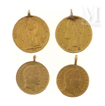 Quatre pièces en or Quatre pièces en or avec bélières accidentées : 
- 1 x 20 FF...