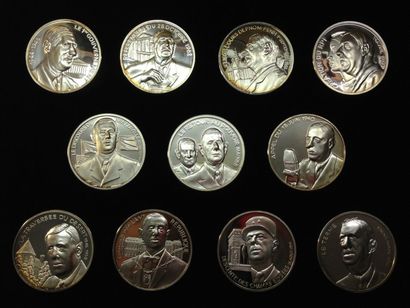 11 Médailles du Général de Gaulle représentant...
