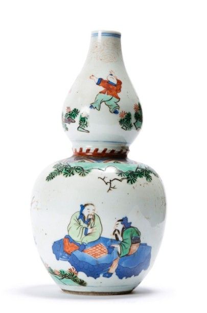 Chine, période Kangxi, XVIIe-XVIIIe siècle 
Vase double-gourde en porcelaine et émaux...