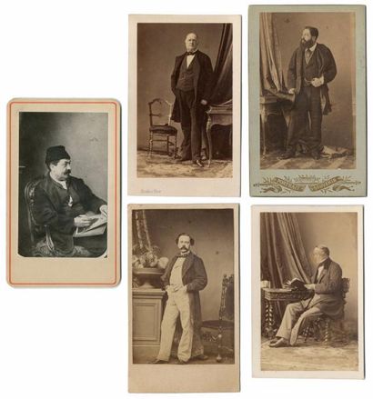 null Photographes

Portraits, autoportraits, caricatures : Louis Daguerre, Honoré...