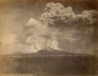 null Giorgio SOMMER (1834-1914)

"L'Eruzione del Vesuvio, 26 Aprile 1872 ore 5 P.M"

3...