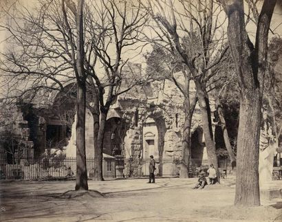 null Antoine CRESPON (1825-1893) (attr.)

Arles : portail de Saint-Trophime, vues...