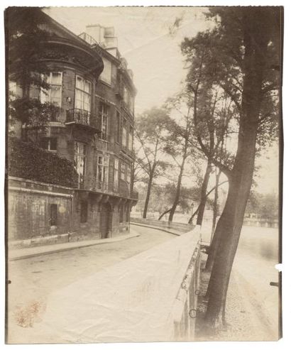 null Eugène ATGET (1857-1927)

Hôtel Lambert, Anjou, c. 1910 

Tirage albuminé, légende...